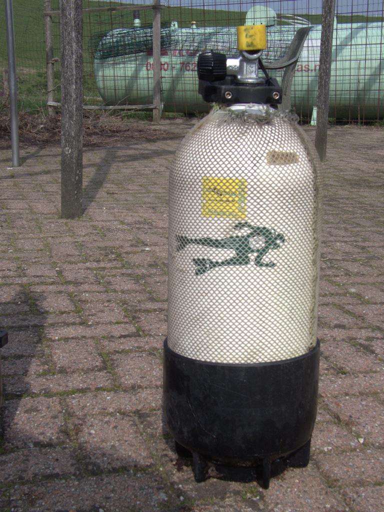 zuurstofflessen voor duiksport, Watersport en Boten, Duiken, Ophalen, Gebruikt, Duikfles
