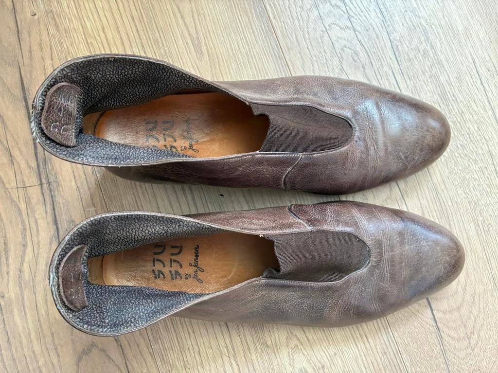JAN JANSEN bruine sleehakken maat 41 apart model, Kleding | Dames, Schoenen, Schoenen met lage hakken, Bruin, Ophalen of Verzenden
