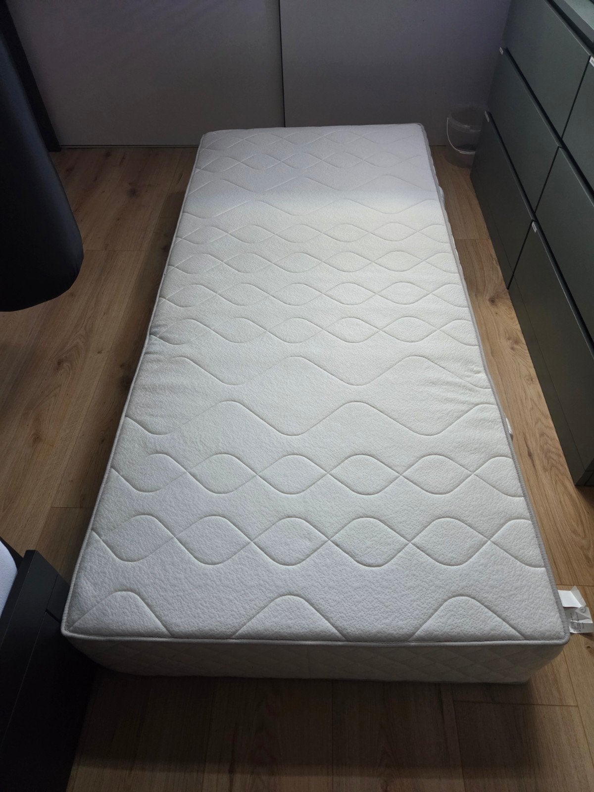 Fan Pocketvering matras 90x200,hardheid 4, zo goed als nieu, Ophalen, 90 cm, Eenpersoons, Zo goed als nieuw