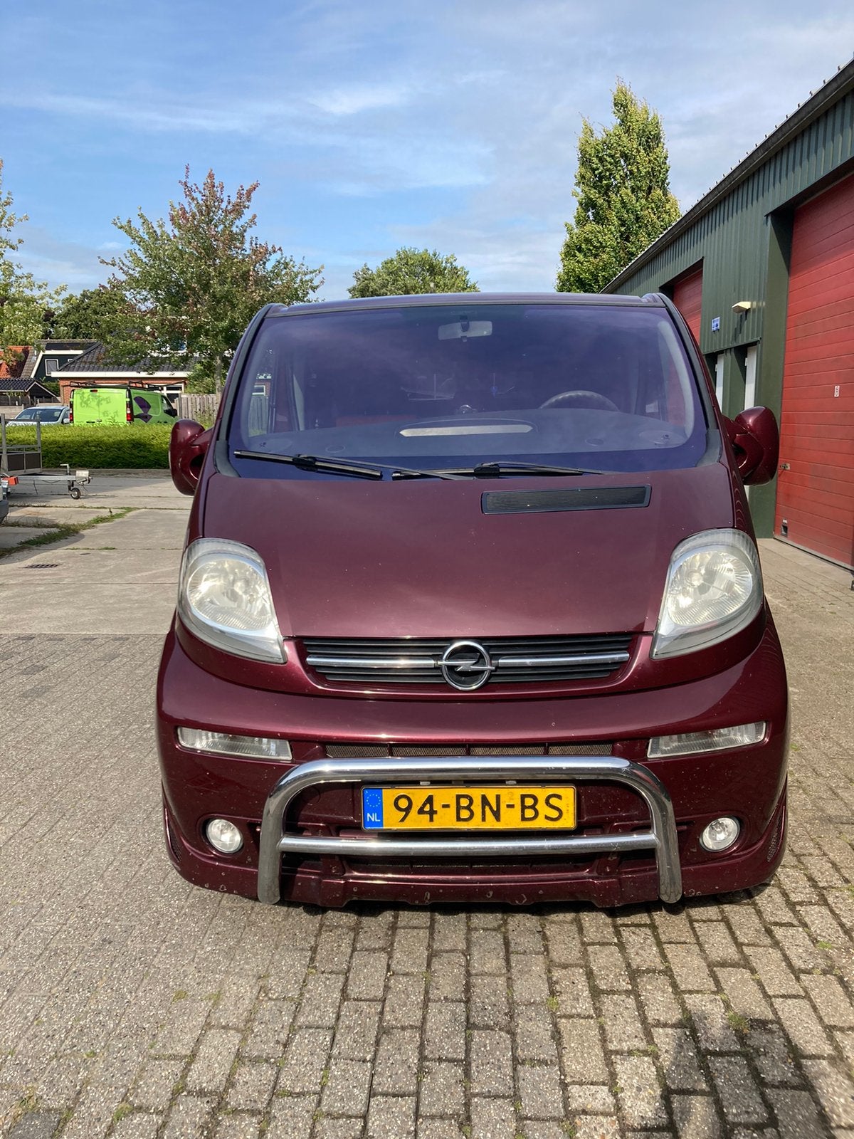 Opel Vivaro 2.5 DTI 2.9T L2h1 2004, Auto's, Bestelauto's, Voorwielaandrijving, 1800 kg, 4 cilinders, 2000 kg