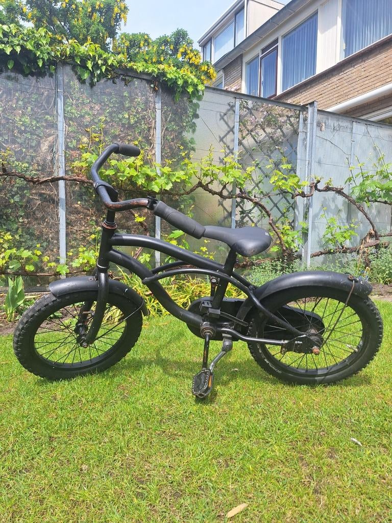 Stoere zwarte kinderfiets - 16 inch, Ophalen, Gebruikt, Terugtraprem, 16 tot 20 inch
