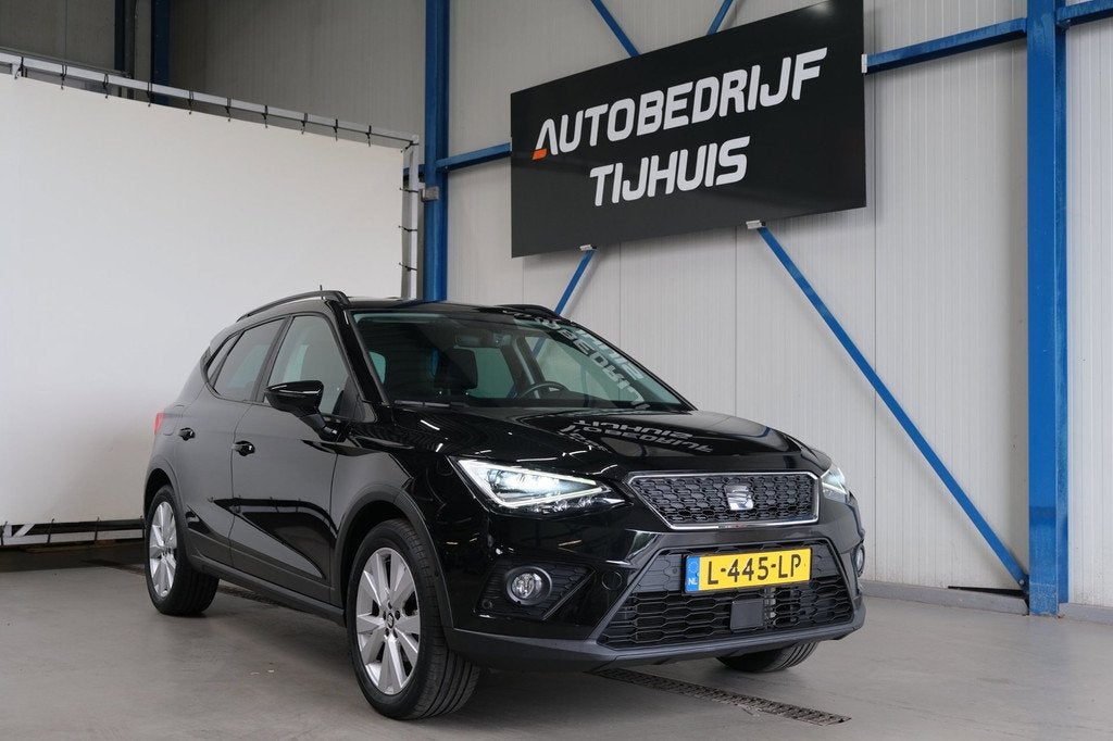 Seat Arona 1.0 TSI Style Business Intense Plus - N.A.P. Airc, Auto's, Gebruikt, 1064 kg, Alcantara, Origineel Nederlands