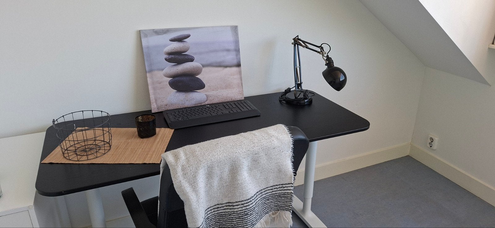 Diverse accessoires (kussens, vazen) voor verkoopstyling, Ophalen, Gebruikt, Meerkleurig, Overige materialen