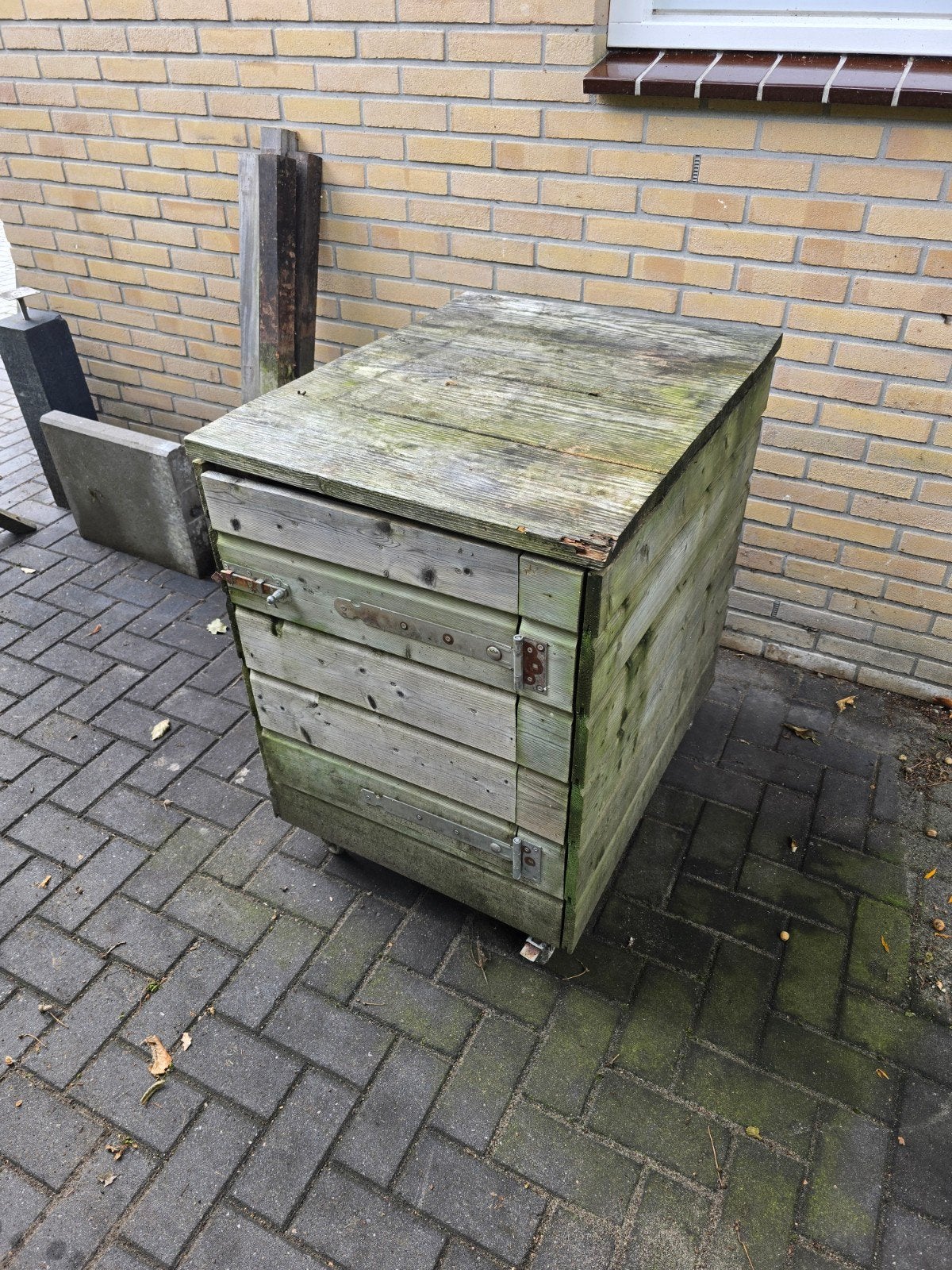 houten kast voor buiten 80x63 en 90 hoog, Tuin en Terras, Ophalen
