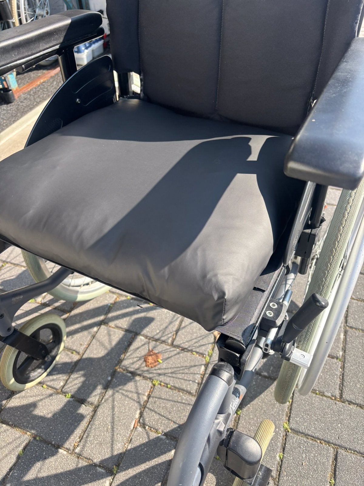 Rolstoel Foam , zitkussen , Medium Care , splinternieuw., Foam zitkussen, Meer info ☎️0️⃣6️⃣➖2️⃣0️⃣9️⃣0️⃣1️⃣0️⃣4️⃣0️⃣, Nieuw, Ophalen of Verzenden