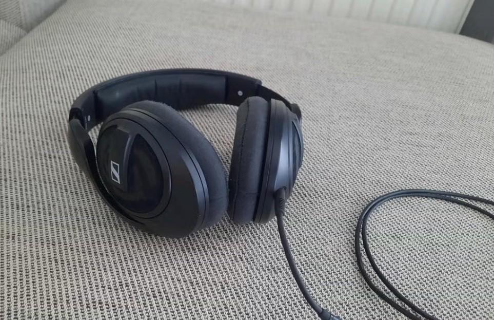 Sennheiser HD 569 koptelefoon, Audio, Tv en Foto, Koptelefoons, Ophalen of Verzenden, Gebruikt, Over oor (circumaural), Sennheiser
