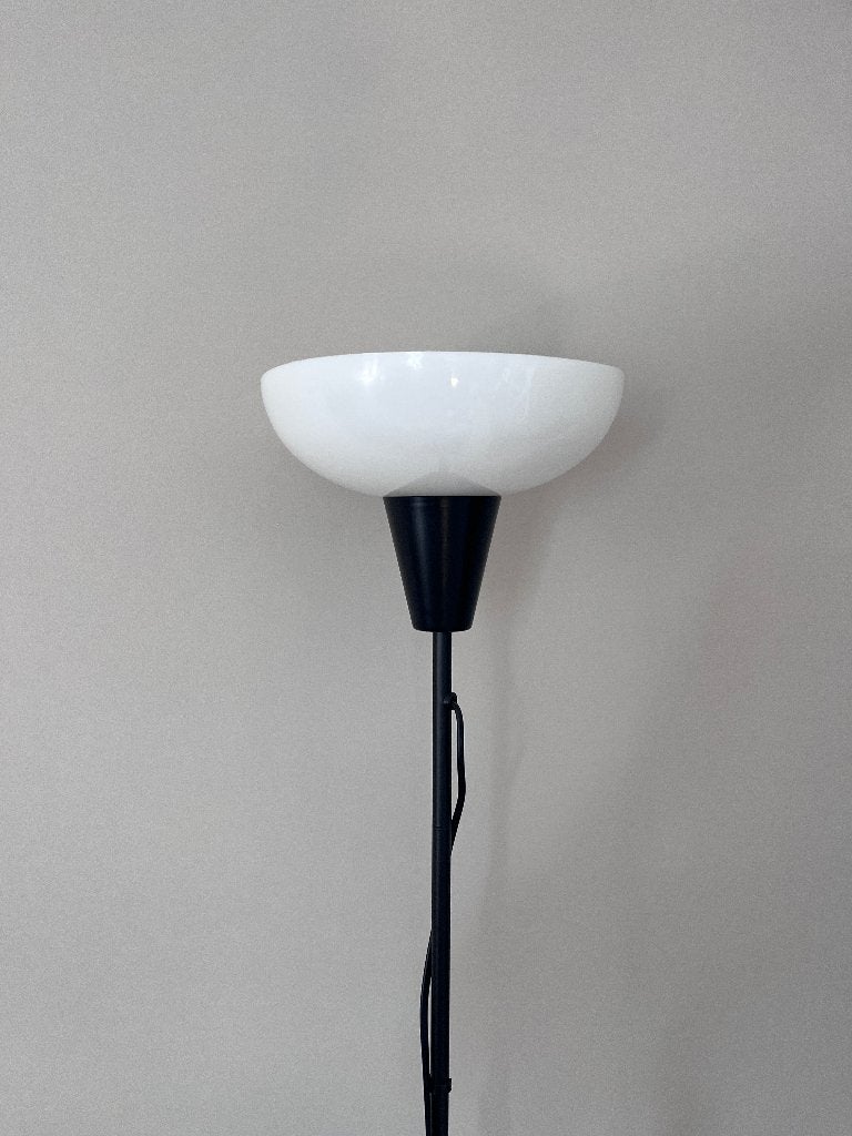 2x TÅGARP Staande uplight, zwart/wit, Ophalen, Zo goed als nieuw, Metaal, 150 tot 200 cm
