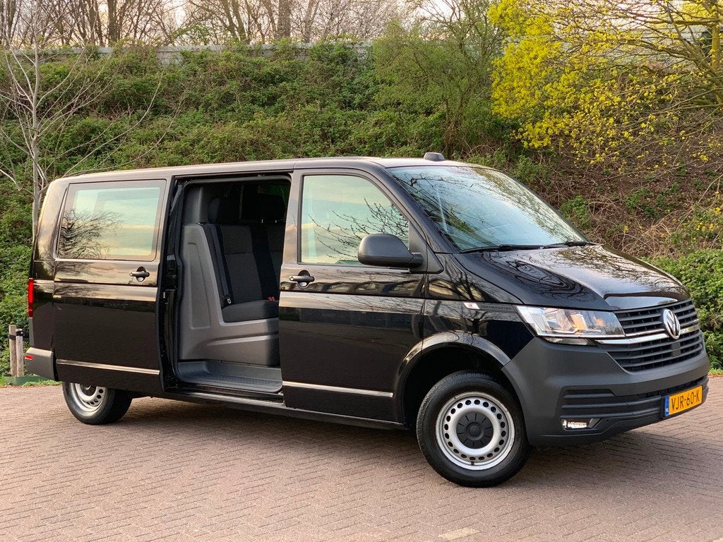Volkswagen Transporter 2.0 TDI L2H1 30 DC DUBBELCABINE 2021, Voorwielaandrijving, 15 km/l, Gebruikt, 4 cilinders