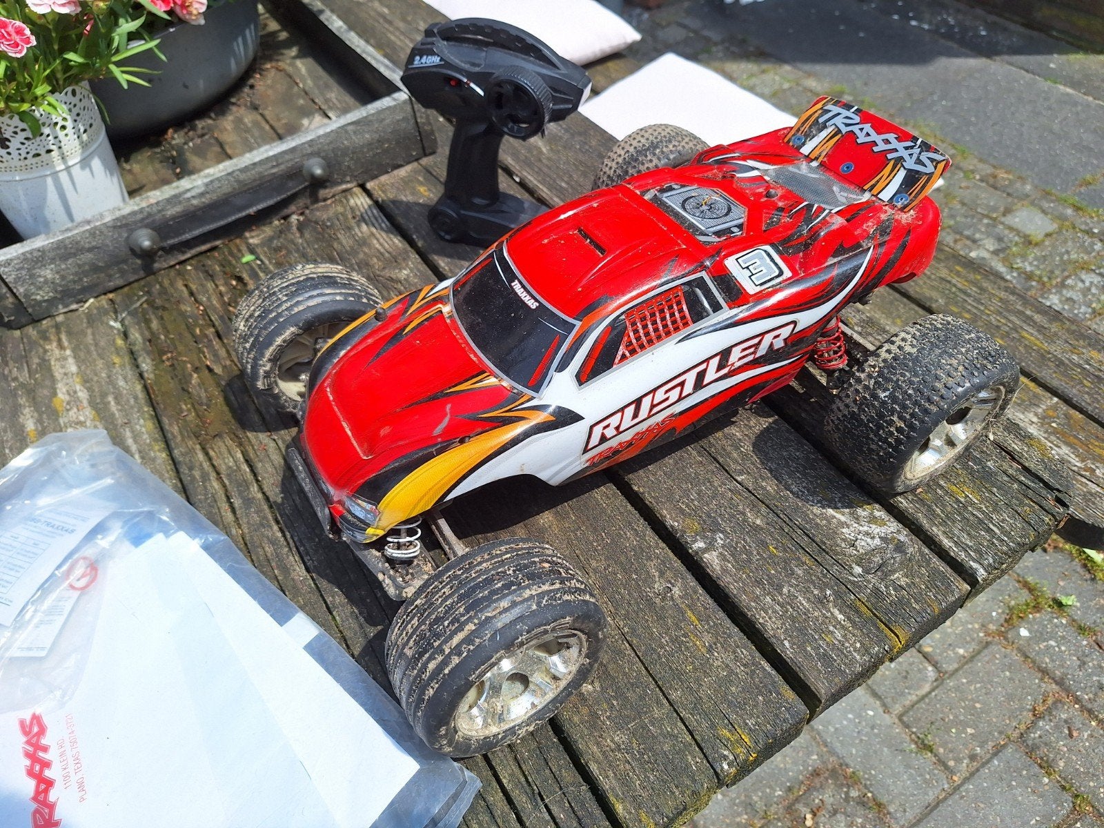 Traxxas Rustler RC Auto met Accu, Lader en Afstandsbediening, Elektro, Gebruikt, Auto offroad, Ophalen of Verzenden