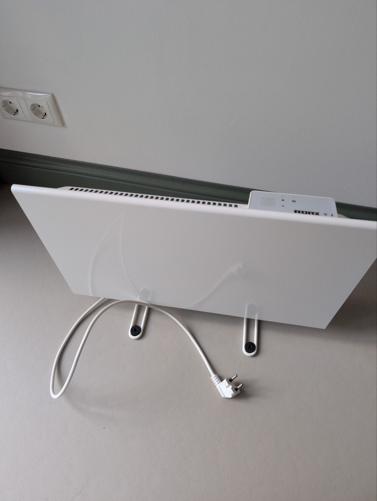 ADAX Neo Wifi Paneelverwarming - Wit, Ophalen, 30 tot 80 cm, Gebruikt, Radiator