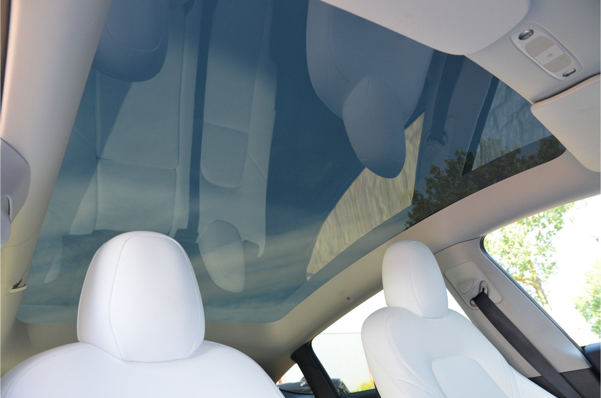 Tesla Model Y Long Range AWD 75 kWh Trekhaak (max 1.600kg) A, Auto's, Tesla, Automaat, 12 maanden, Adaptive Cruise Control, Blauw