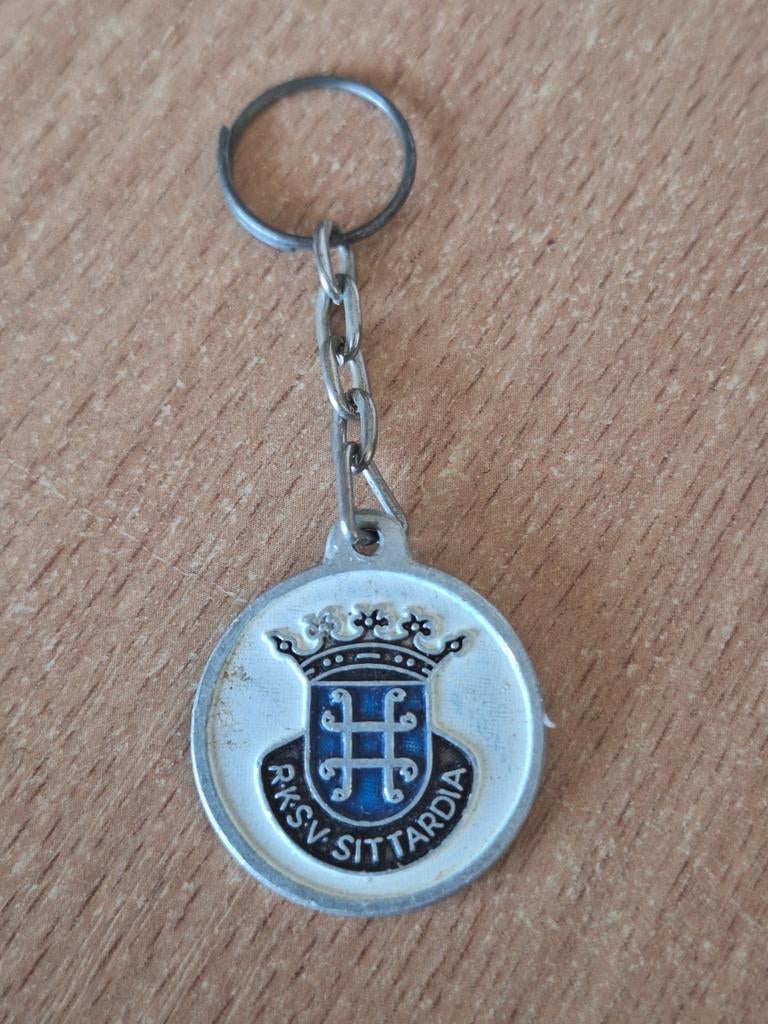 R.K.S.V. SITTARDIA sleutelhanger, Ophalen of Verzenden, Zo goed als nieuw, Sport