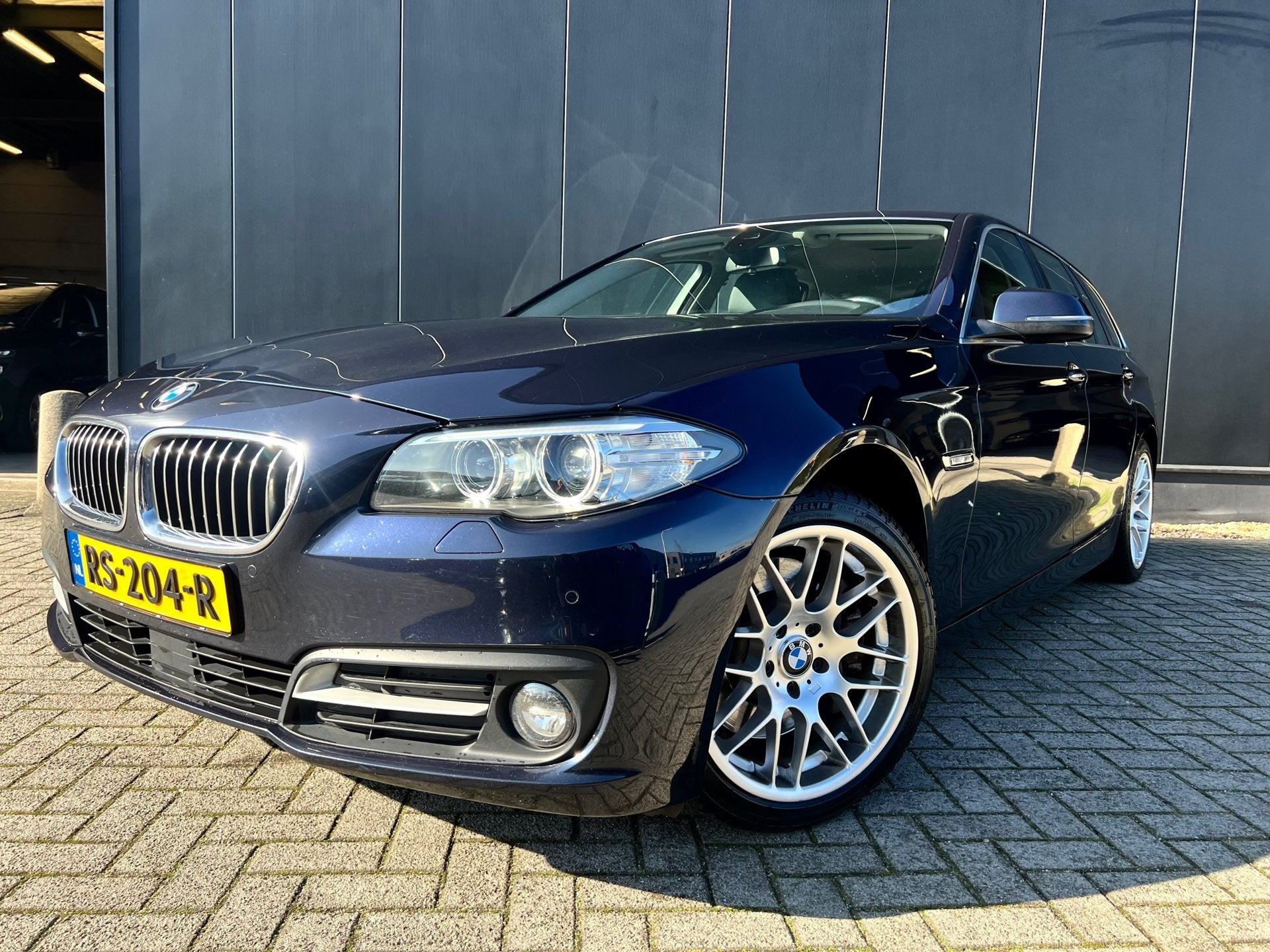 BMW 5-serie Touring 528i High Exe '14 Aut/Leer/Navi/18'Lmv/V, Auto's, Automaat, Achterwielaandrijving, Gebruikt, 4 cilinders