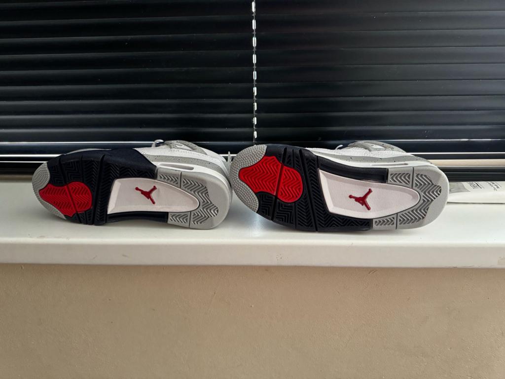Nike Air Jordan 4 Retro (GS) - Maat 35.5, Ophalen of Verzenden, Nieuw, Wit, Sneakers of Gympen