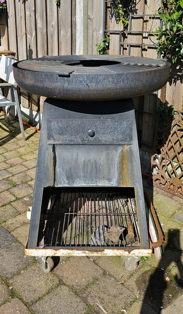 Barbecue RedFire Havana BBQ Plancha Grill, Ophalen, Gebruikt, RedFire