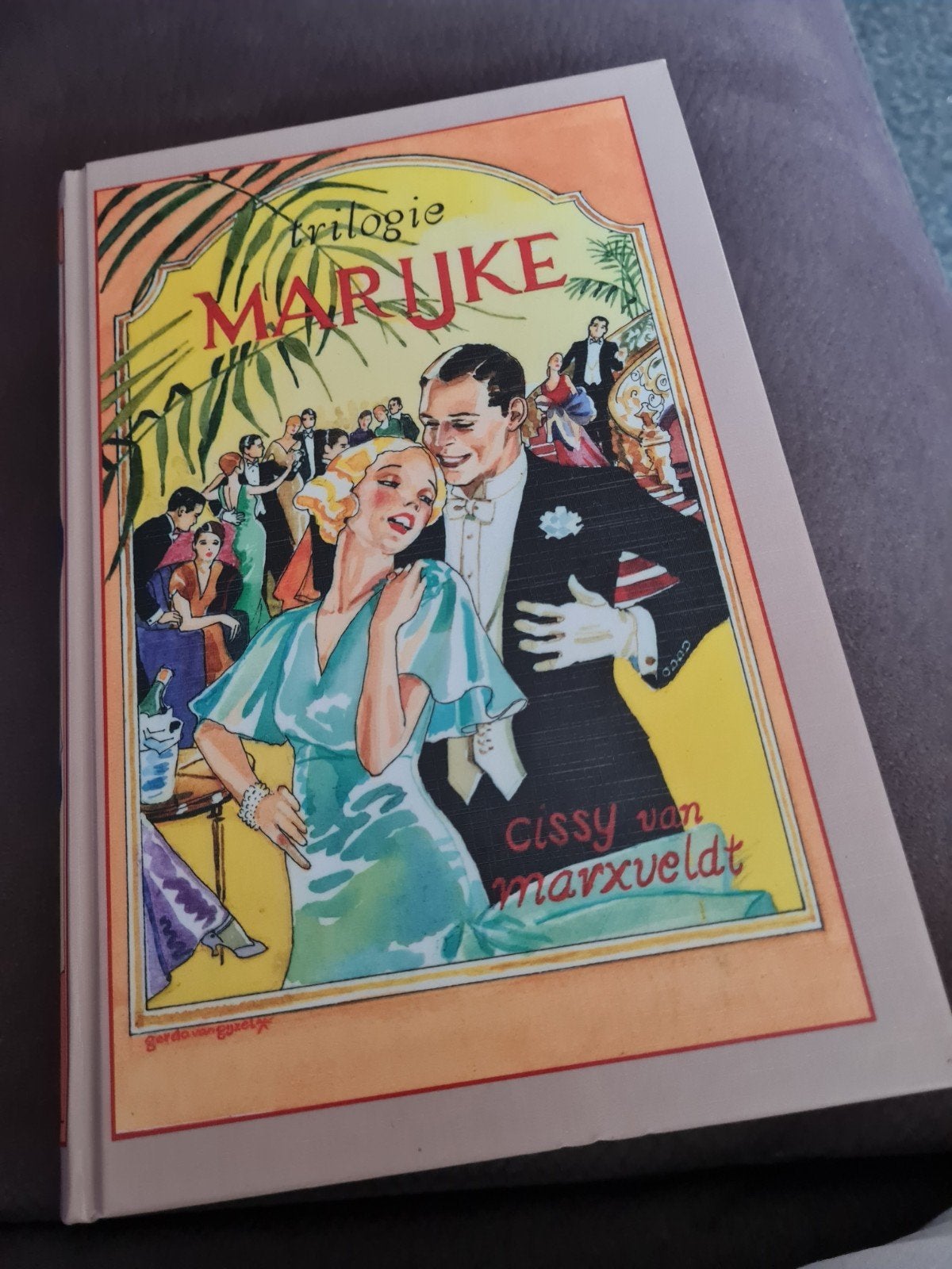 Trilogie Marijke van Cissy van Marxveldt 1929 deze druk 2002, Ophalen of Verzenden, Gelezen