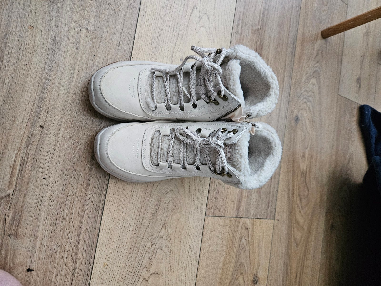 Skechers Waterproof hoge schoenen - Maat 37, Kleding | Dames, Schoenen, Skechers, Beige, Zo goed als nieuw, Wandelschoenen