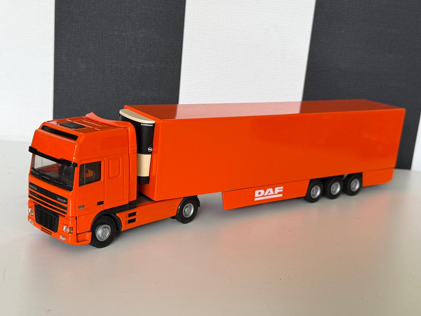 Lion toys, Ophalen of Verzenden, Zo goed als nieuw, Bus of Vrachtwagen, Lion Toys