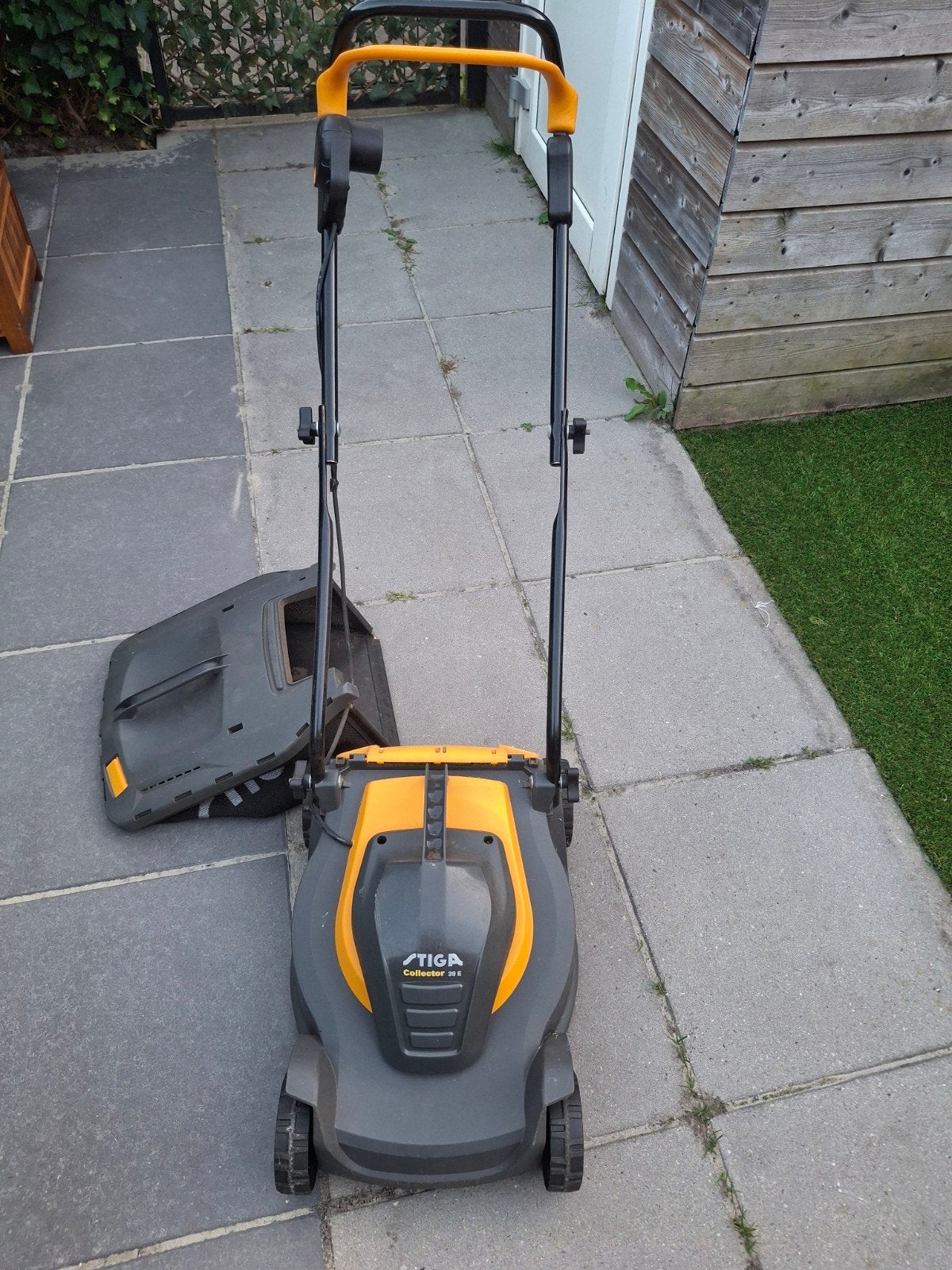Stiga Collector 39 E elektrische grasmaaier, Ophalen, Cirkelmaaier, Gebruikt, Elektrische grasmaaier