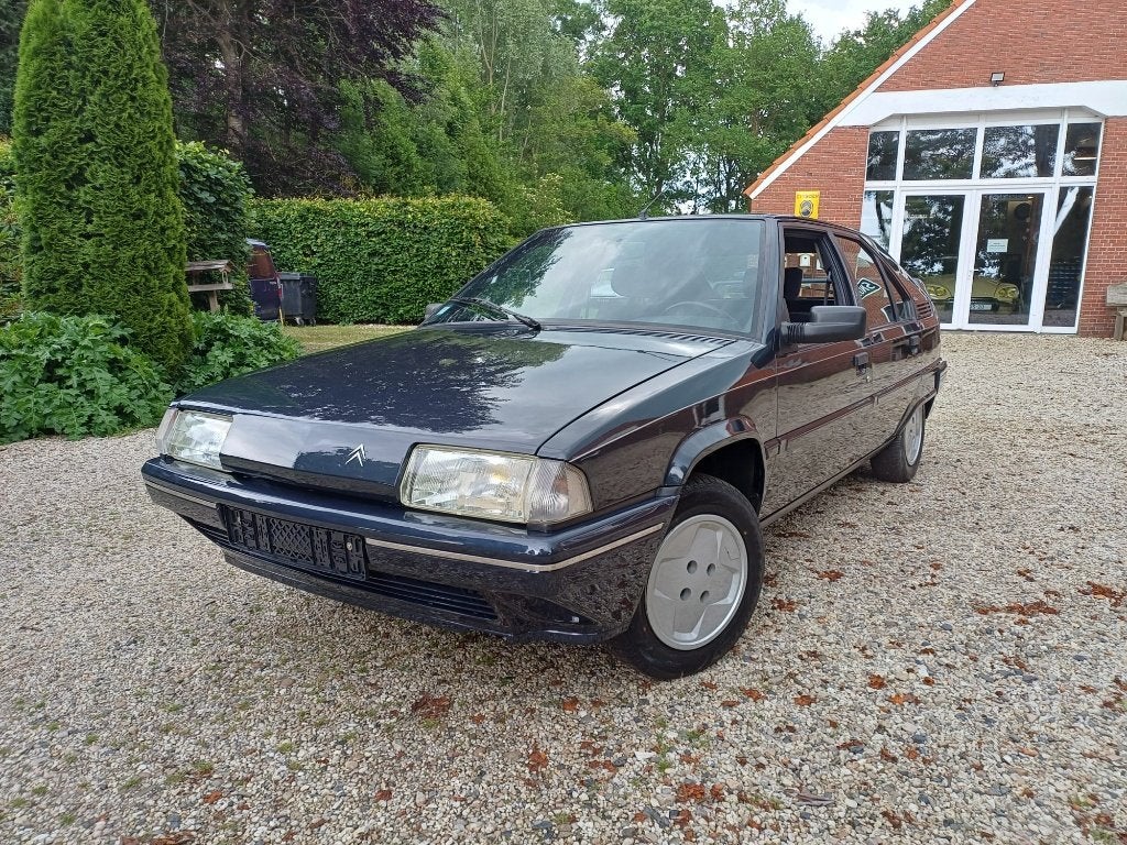 Citroen BX 1.6 Millesime 1990 37042km! bijna nieuwstaat., Auto's, Voorwielaandrijving, 972 kg, Blauw, BX
