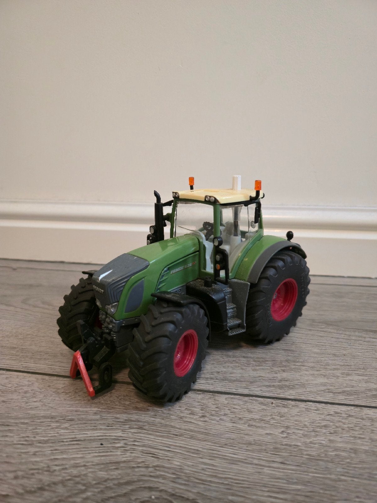 Siku 1:32 Fendt 936 Vario Tractor / Landbouwminiatuur, Ophalen of Verzenden, Zo goed als nieuw, Tractor of Landbouw, SIKU
