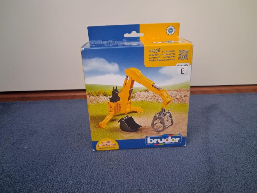 Bruder Achtergrafer compleet met doos, Ophalen of Verzenden, Zo goed als nieuw
