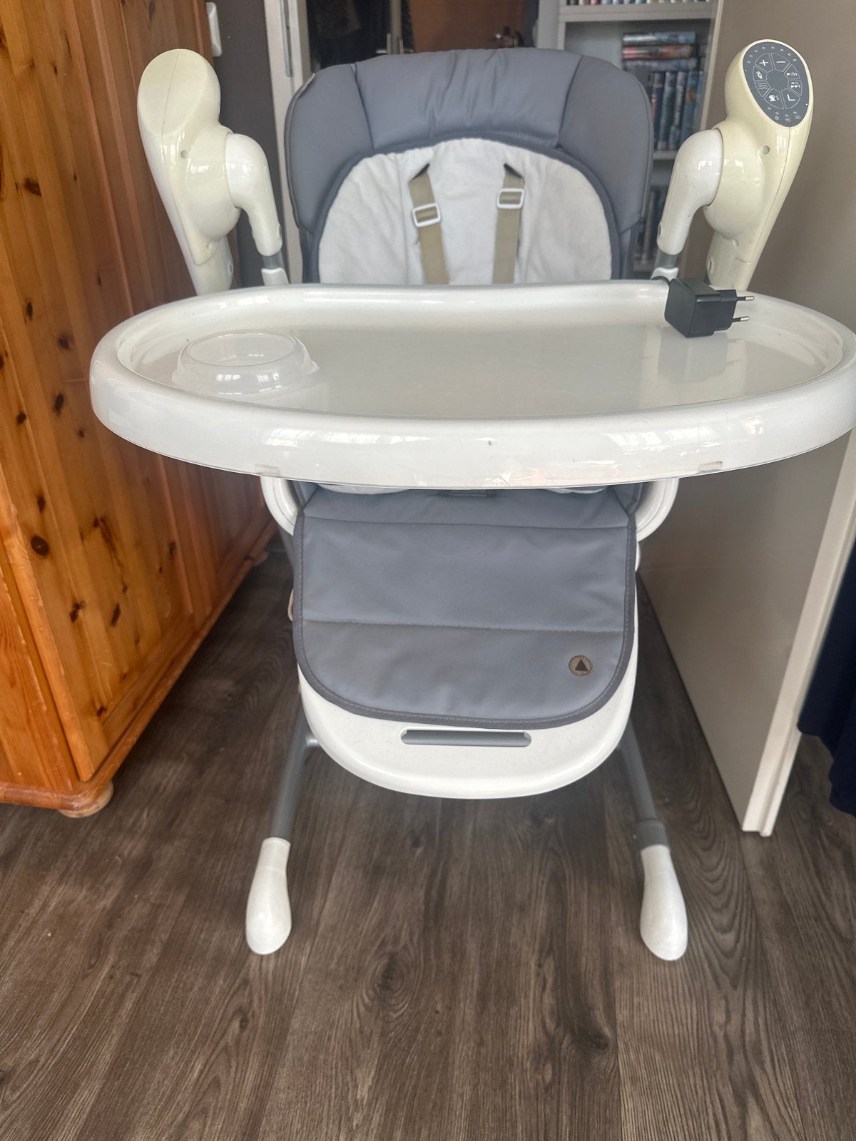 Topmark Xavi Kinderstoel Swing - Grijs alles werkt perfect, Kinderen en Baby's, Ophalen of Verzenden, Zo goed als nieuw, Overige typen