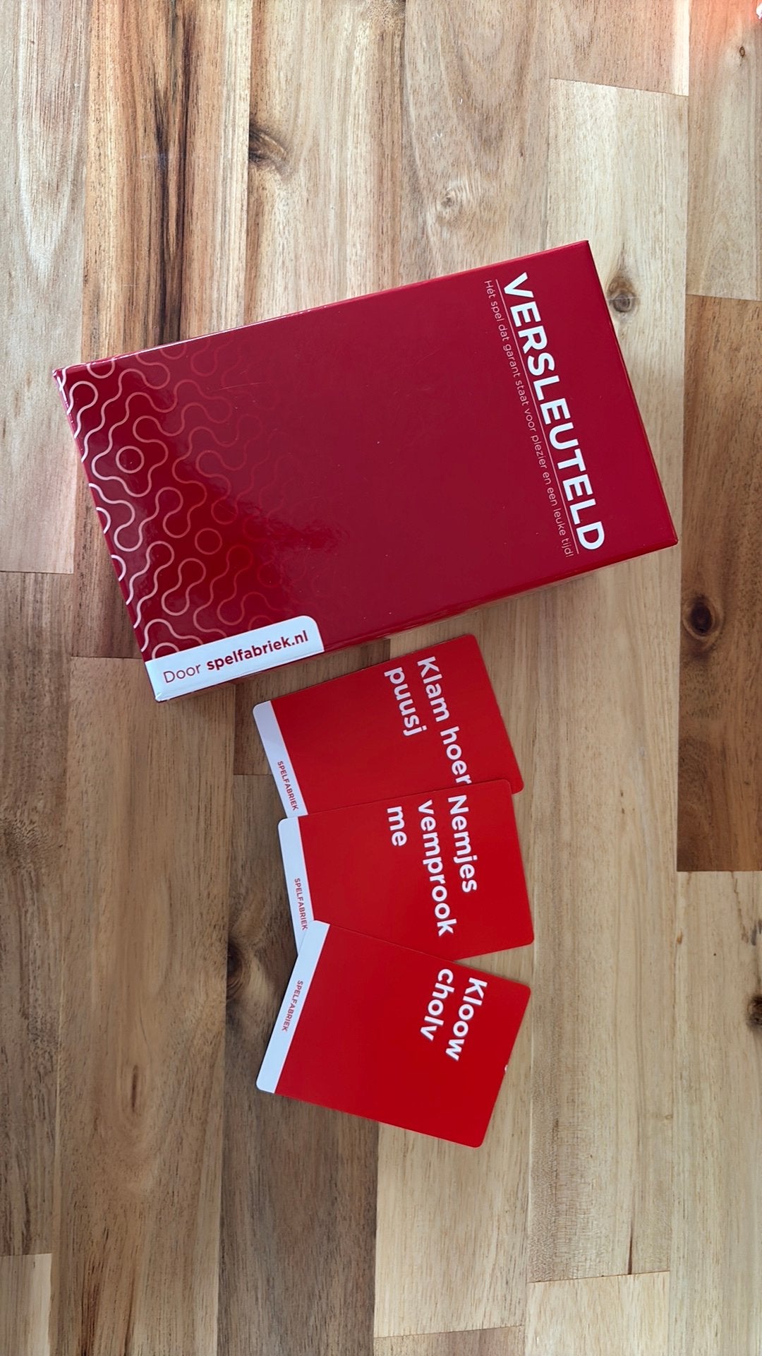 Versleuteld gezelschapsspel, Ophalen
