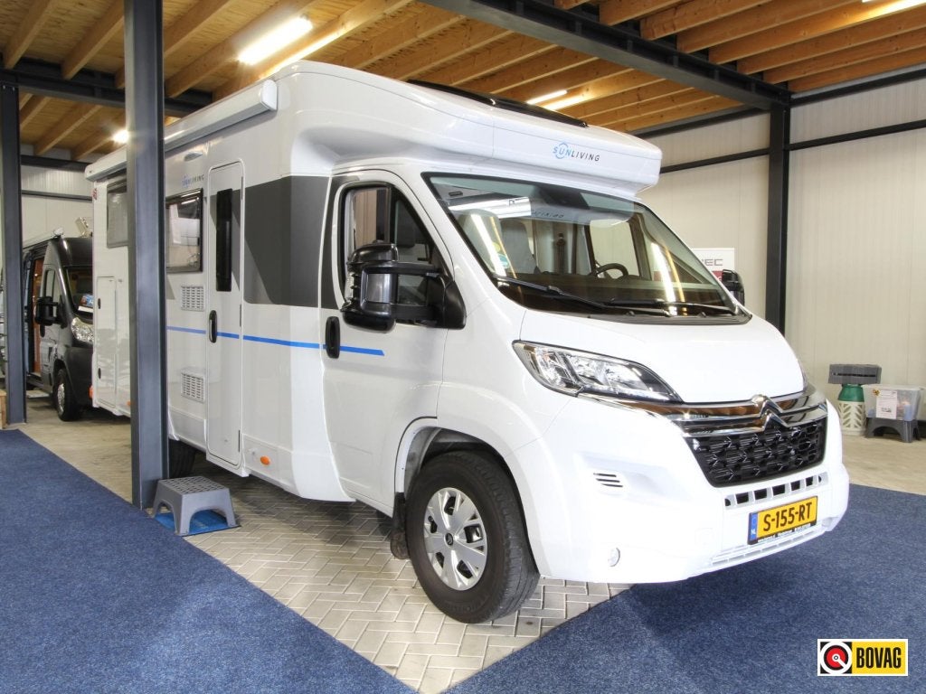 Sun Living S 65 SL, Caravans en Kamperen, Campers, Luifel, Ringverwarming, Treinzit, Bedrijf