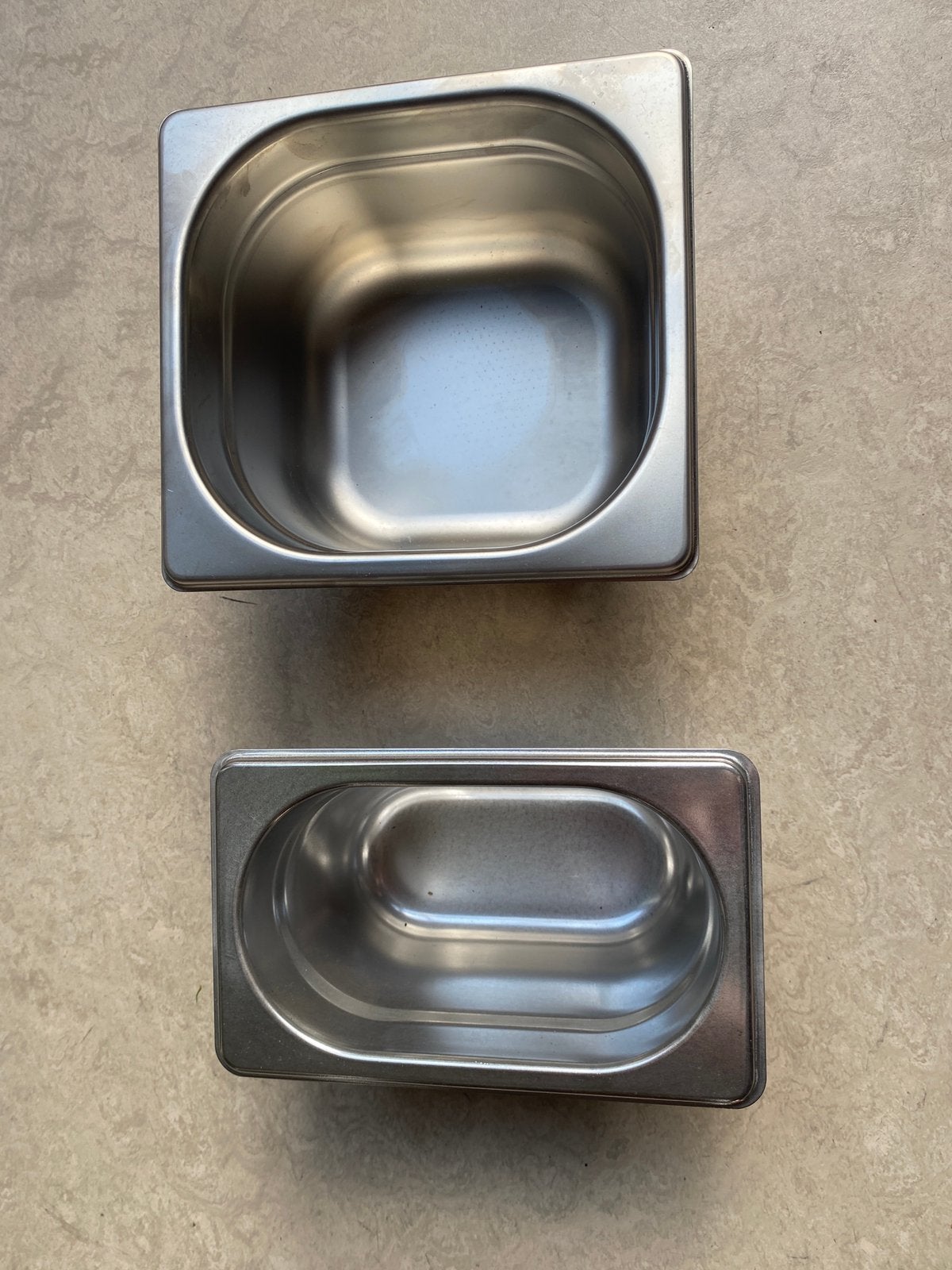 Roestvrijstalen catering bakjes nieuw, Minder dan 50 cm, Ophalen of Verzenden, Zo goed als nieuw, Minder dan 25 cm