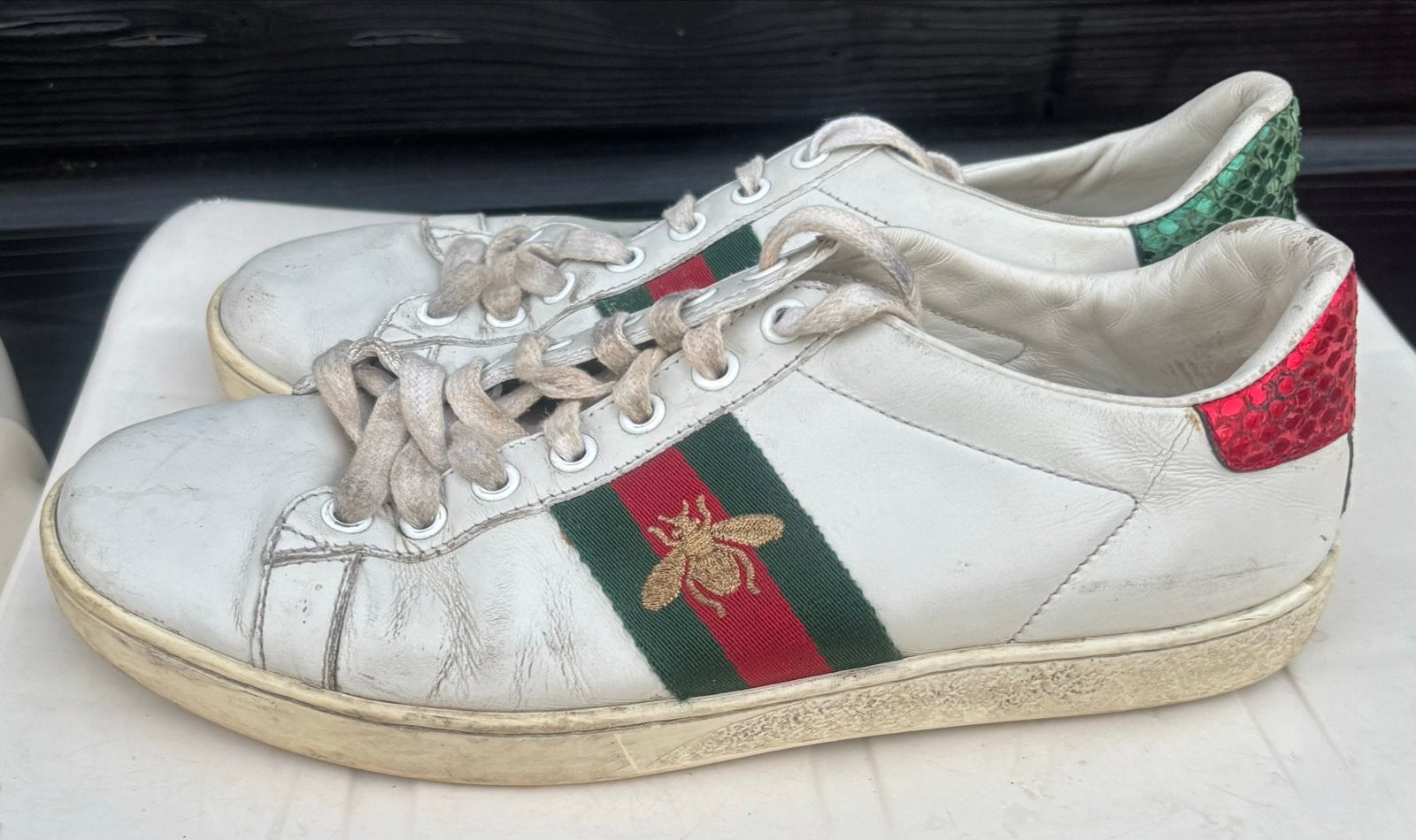 Gucci Ace Sneakers met Bij - Maat 38, Ophalen of Verzenden, Gedragen, Wit, Sneakers of Gympen