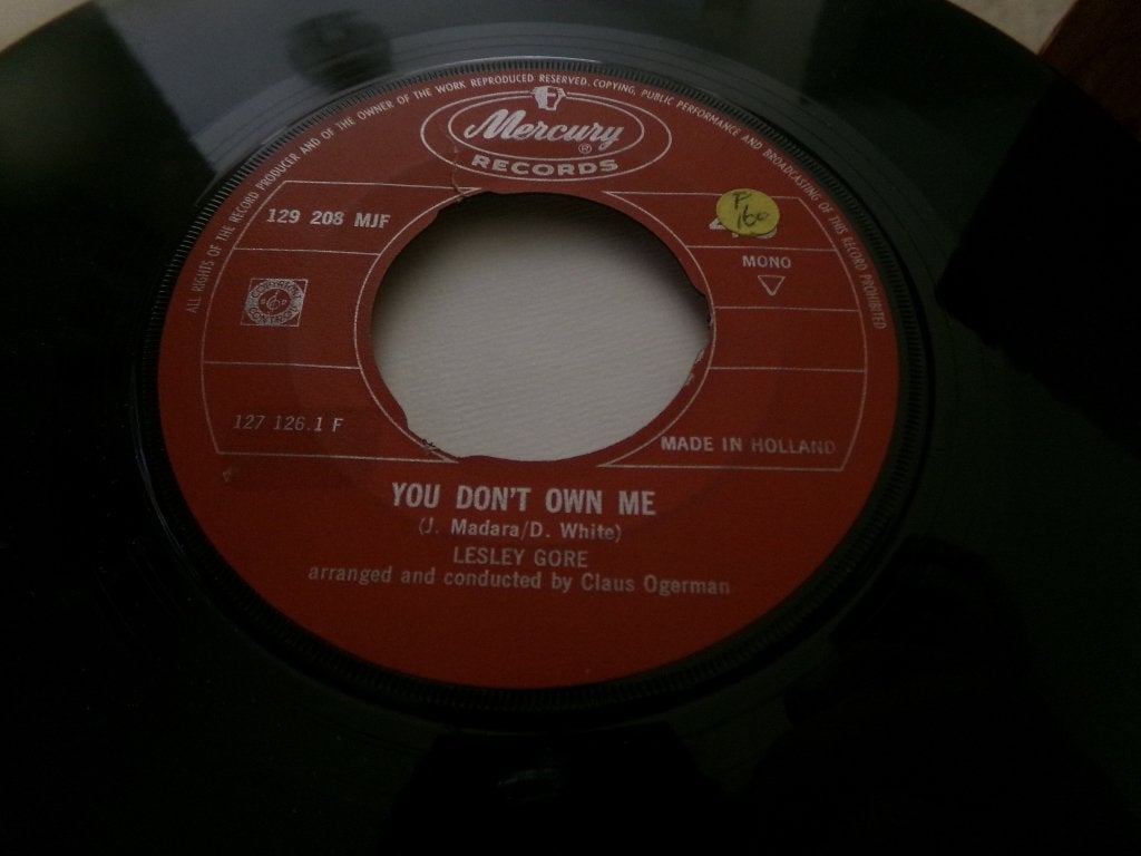 Zeldzaam - Lesley Gore – You Don't Own Me / Run Bobby, Run, Ophalen of Verzenden, Gebruikt, Overige genres