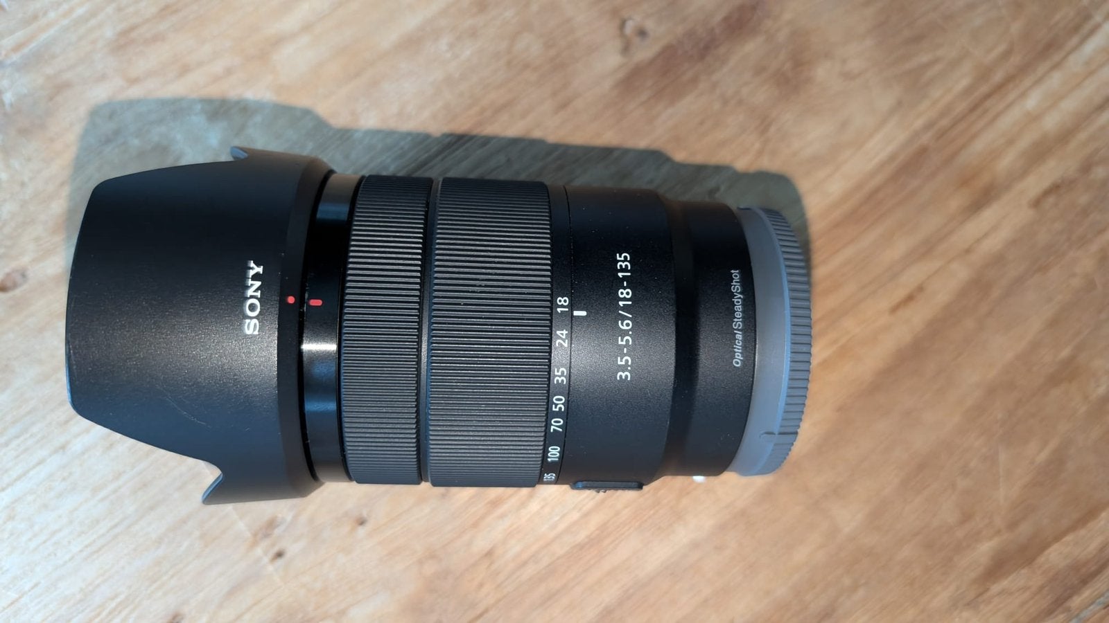 Sony SEL18135 E 18-135mm F3.5-5.6 OSS lens + filter kit, Audio, Tv en Foto, Ophalen, Zo goed als nieuw, Sony, Standaardlens