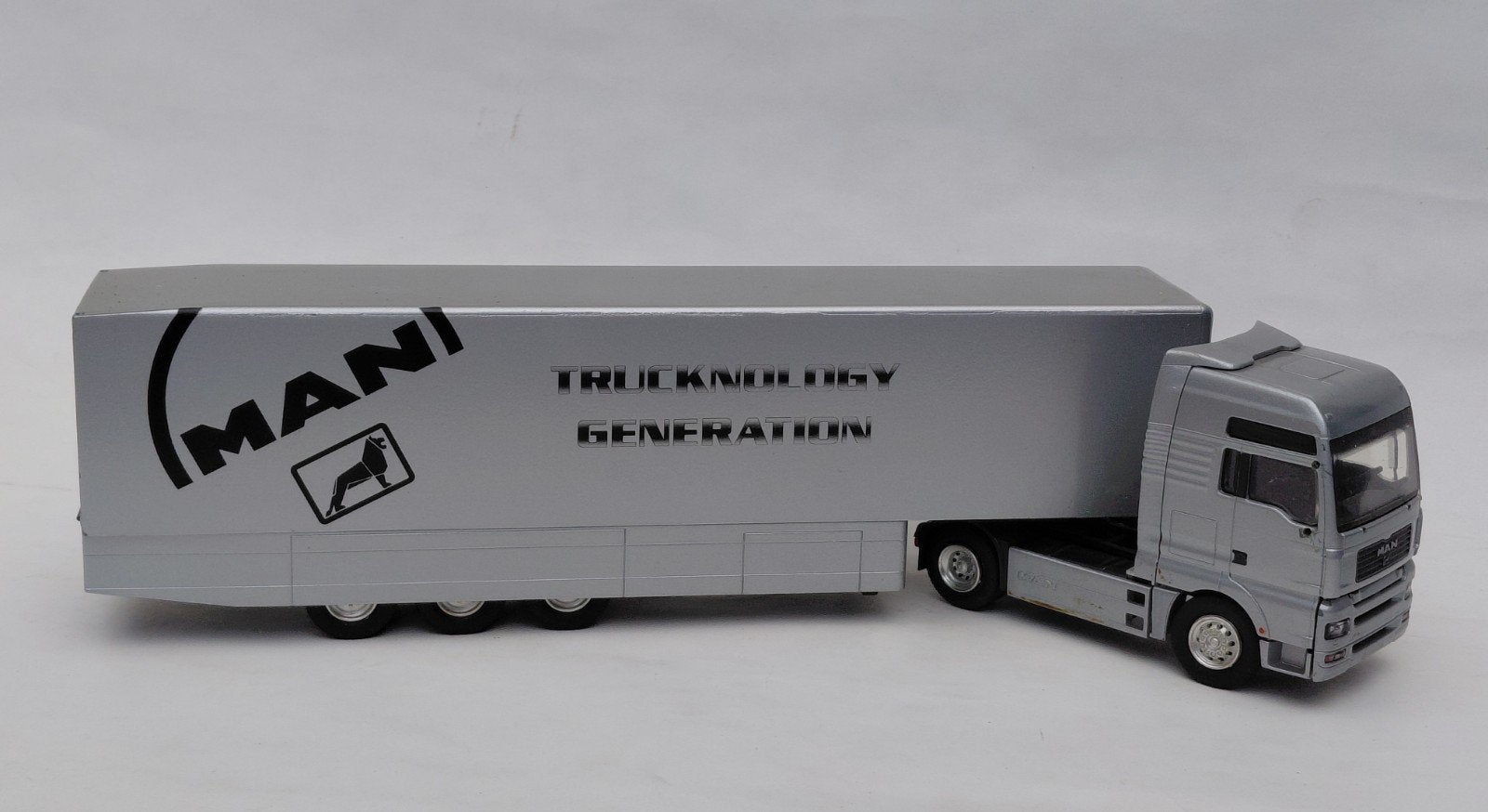 MAN koop truck van Conrad Germany, Hobby en Vrije tijd, Ophalen of Verzenden, Zo goed als nieuw, Bus of Vrachtwagen, Conrad