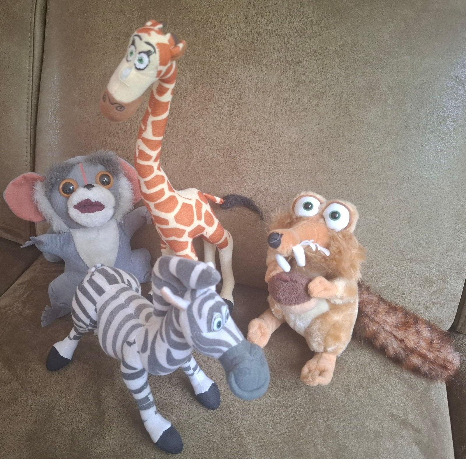 3 Knuffels Madagascar en Scrat van Ice age, 20 cm, Ophalen, Gebruikt, Overige typen