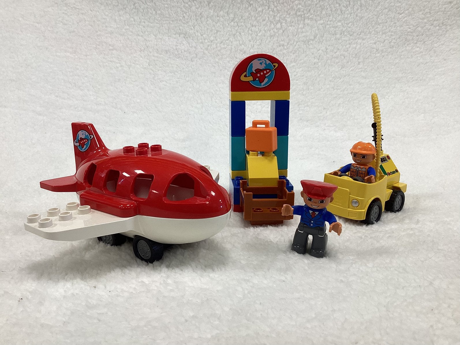 Duplo vliegveld, Ophalen of Verzenden, LEGO System A/S, Product.compliance@LEGO.com, Aastvej 1, 7190 Billund, Denemarken