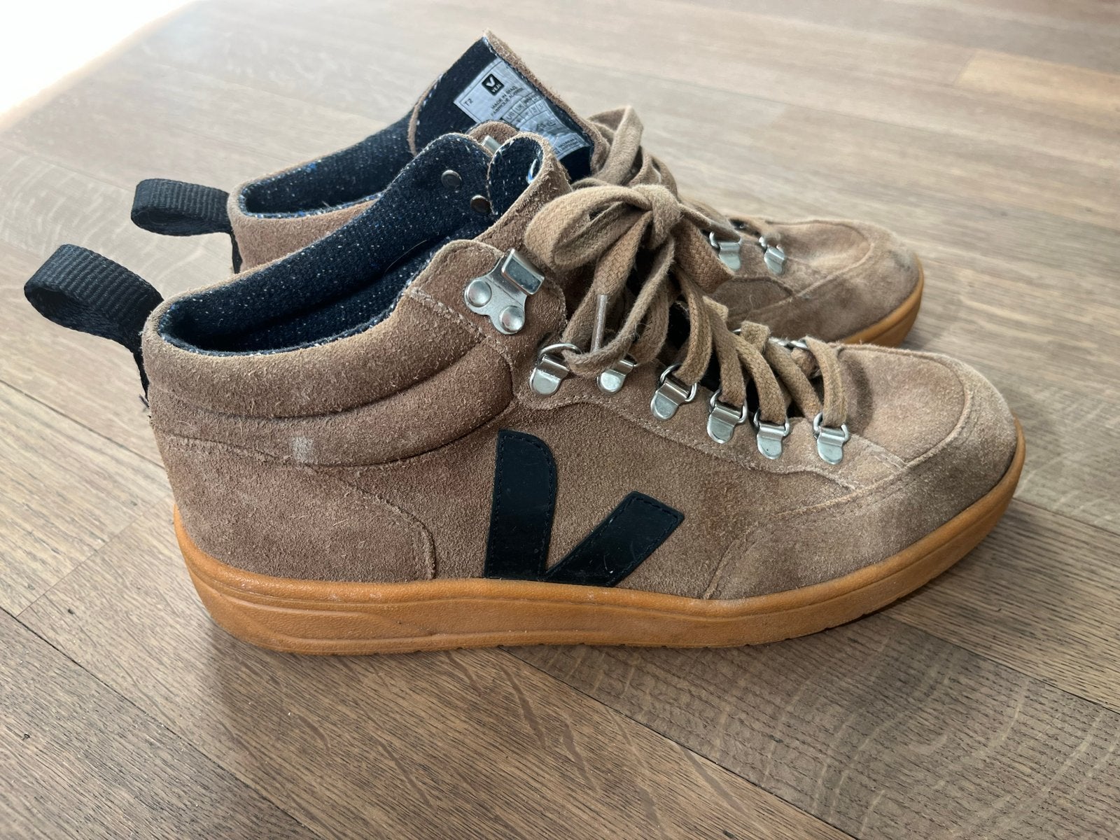 Veja sneakers maat 39, Kleding | Dames, Ophalen of Verzenden, Gedragen, Bruin, Sneakers of Gympen