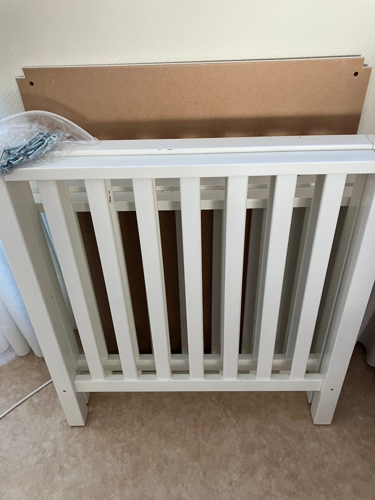 Box hout wit 👶🏻🩷💙, Kinderen en Baby's, Boxen, Ophalen, Zo goed als nieuw, Boxkleed