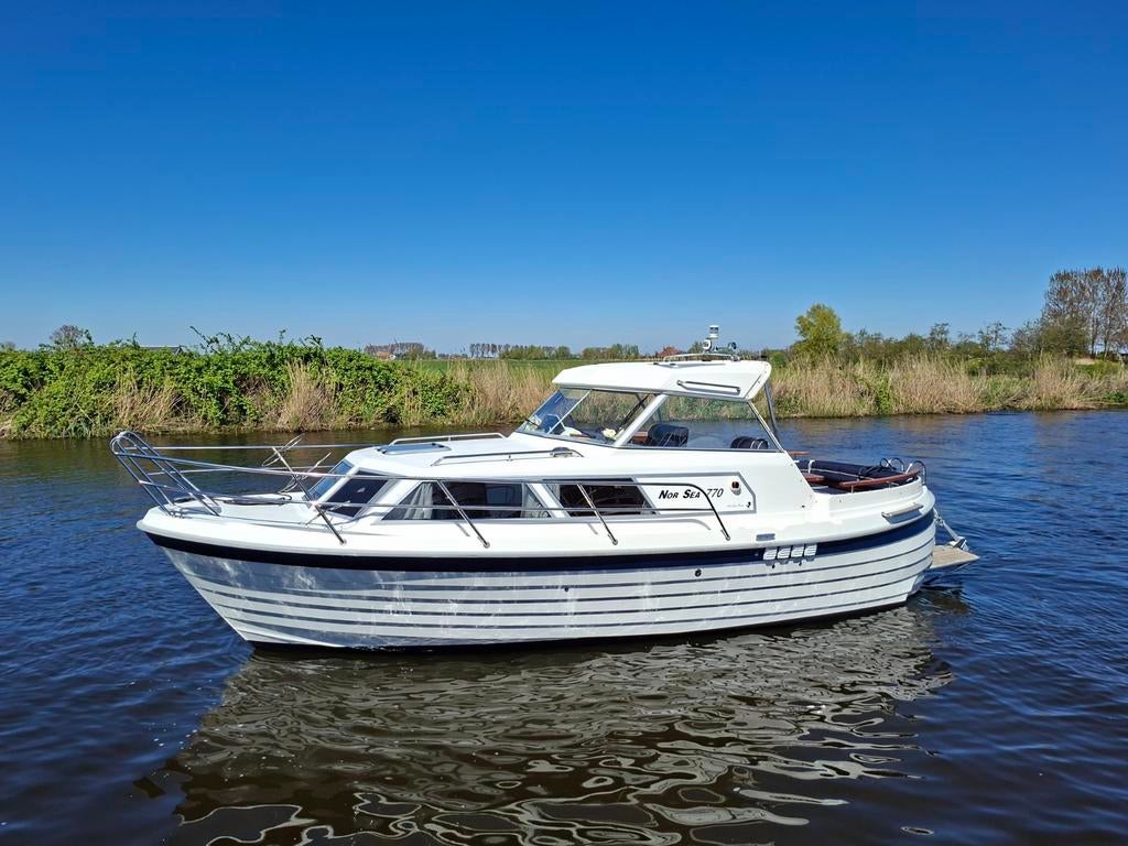 Nor Sea 770 Spitsgatter (bj2007) Yanmar diesel, Boegschroef, Watersport en Boten, Ophalen, Diesel, Zo goed als nieuw, Polyester