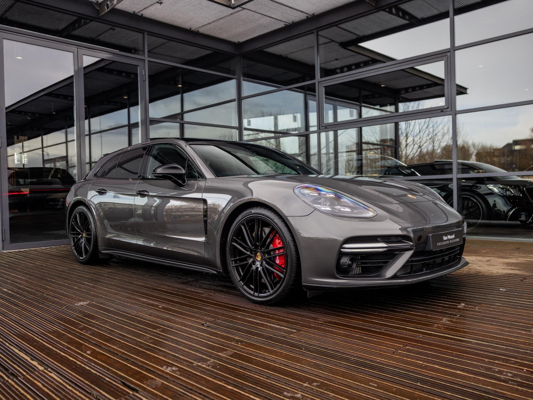 Porsche Panamera Sport Turismo 4.0 Turbo | VIERWIELBESTURING, 12 maanden, Stof, Gebruikt, 11 km/l