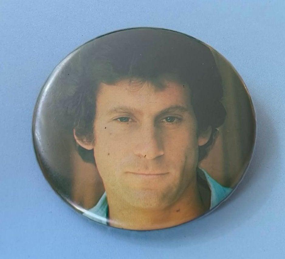 Button Paul Michael Glaser(Starsky and Hutch)2), Verzamelen, Ophalen of Verzenden, Zo goed als nieuw, Overige onderwerpen, Button