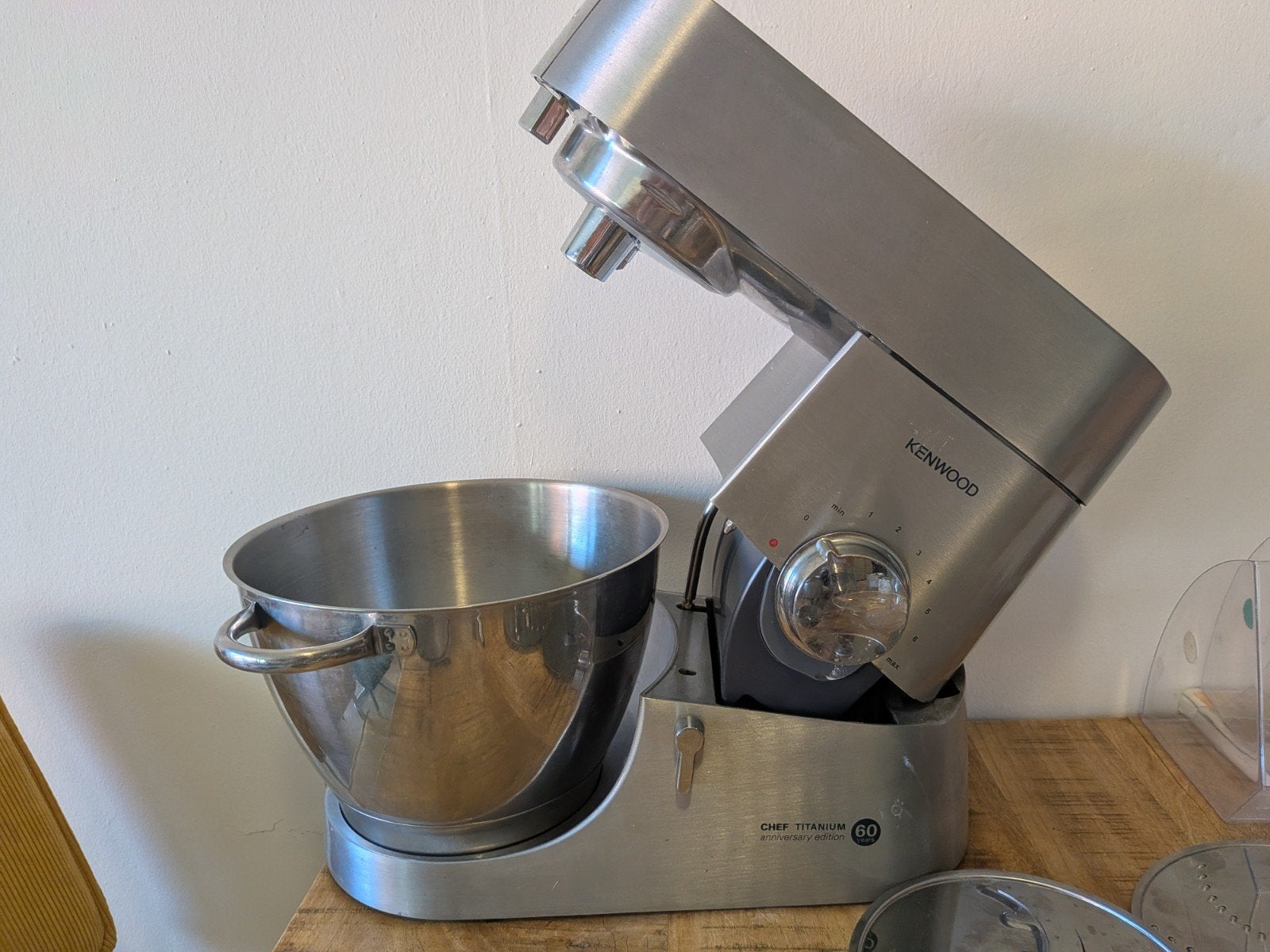 Kenwood Chef Titanium Keukenmachine, Ophalen