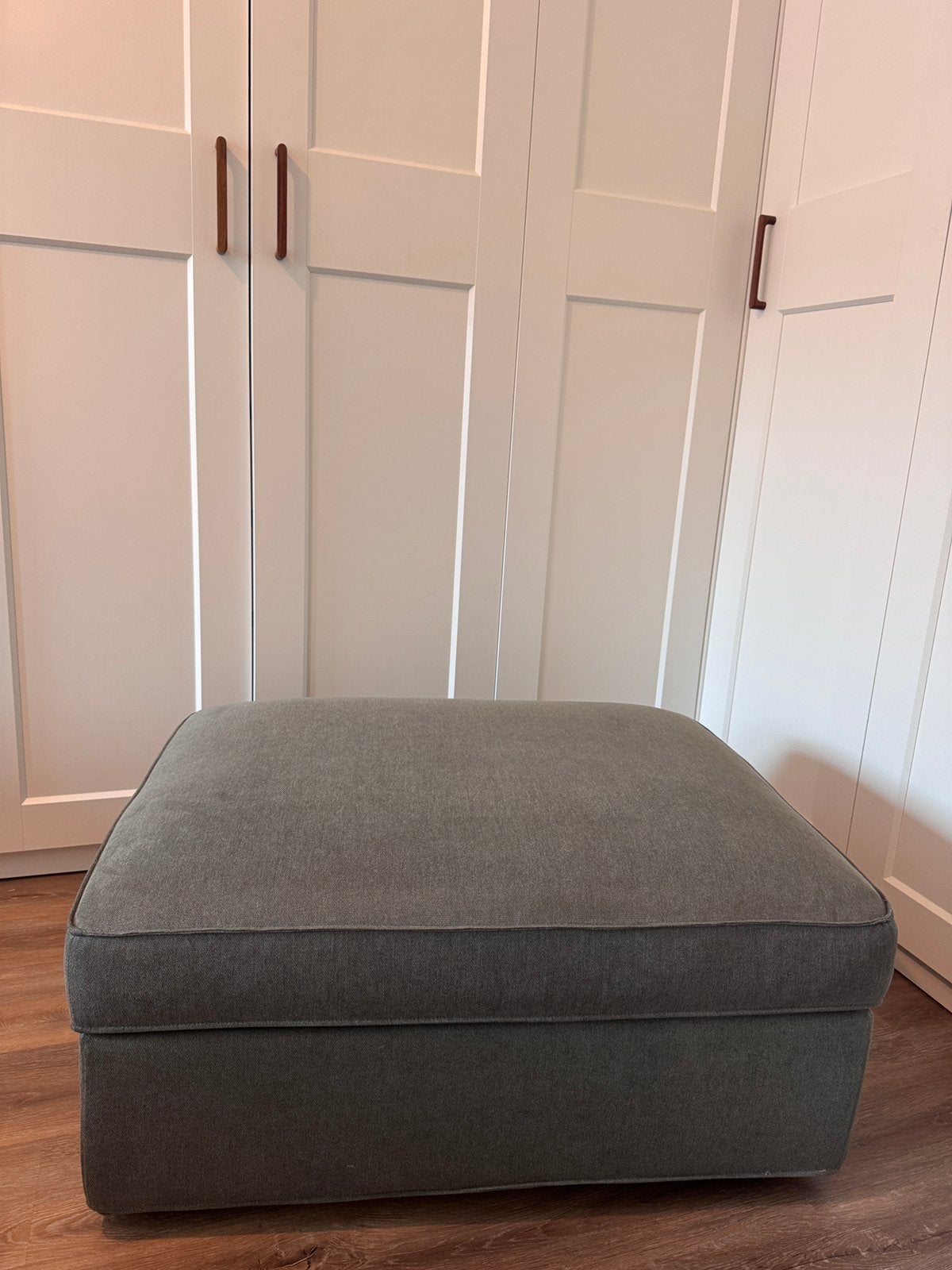 Ikea kivik voetenbank, Ophalen of Verzenden, Zo goed als nieuw, Rechthoekig, 75 tot 100 cm