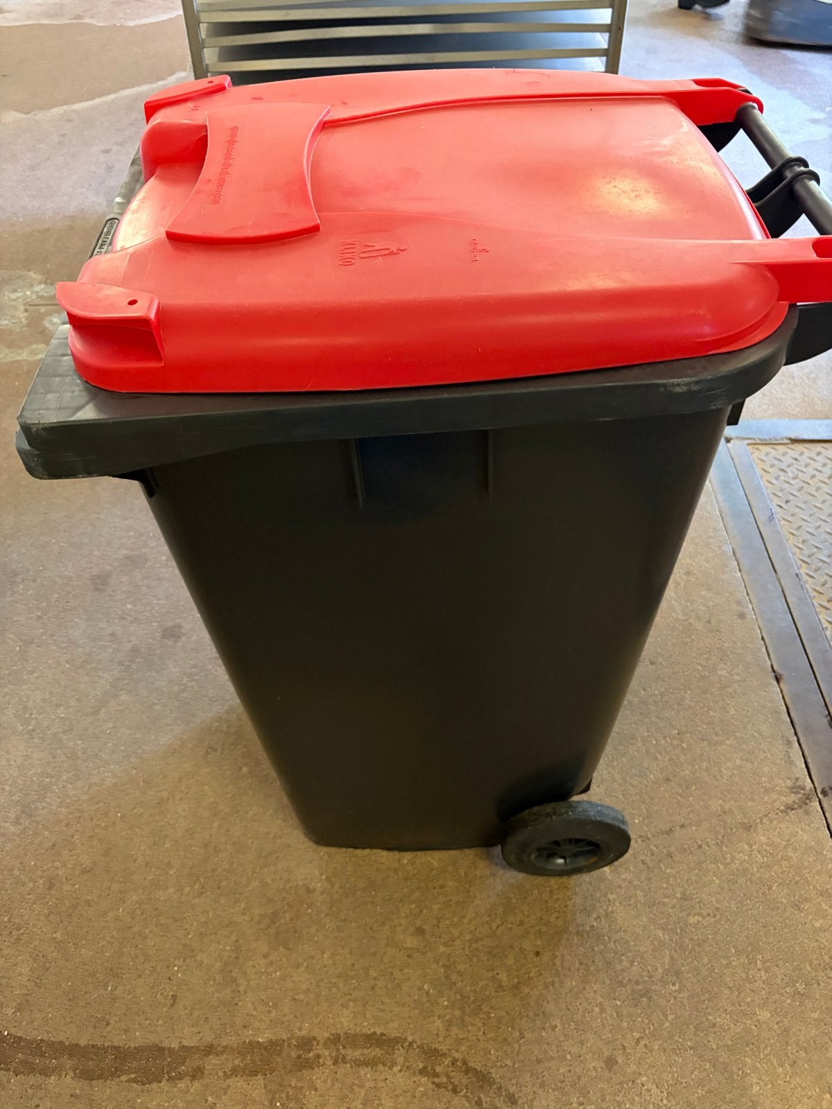 5x Kliko 240 liter, NEN 840, 110 kg, Huis en Inrichting, Woonaccessoires | Prullenbakken, 40 liter of meer, Ophalen, Gebruikt