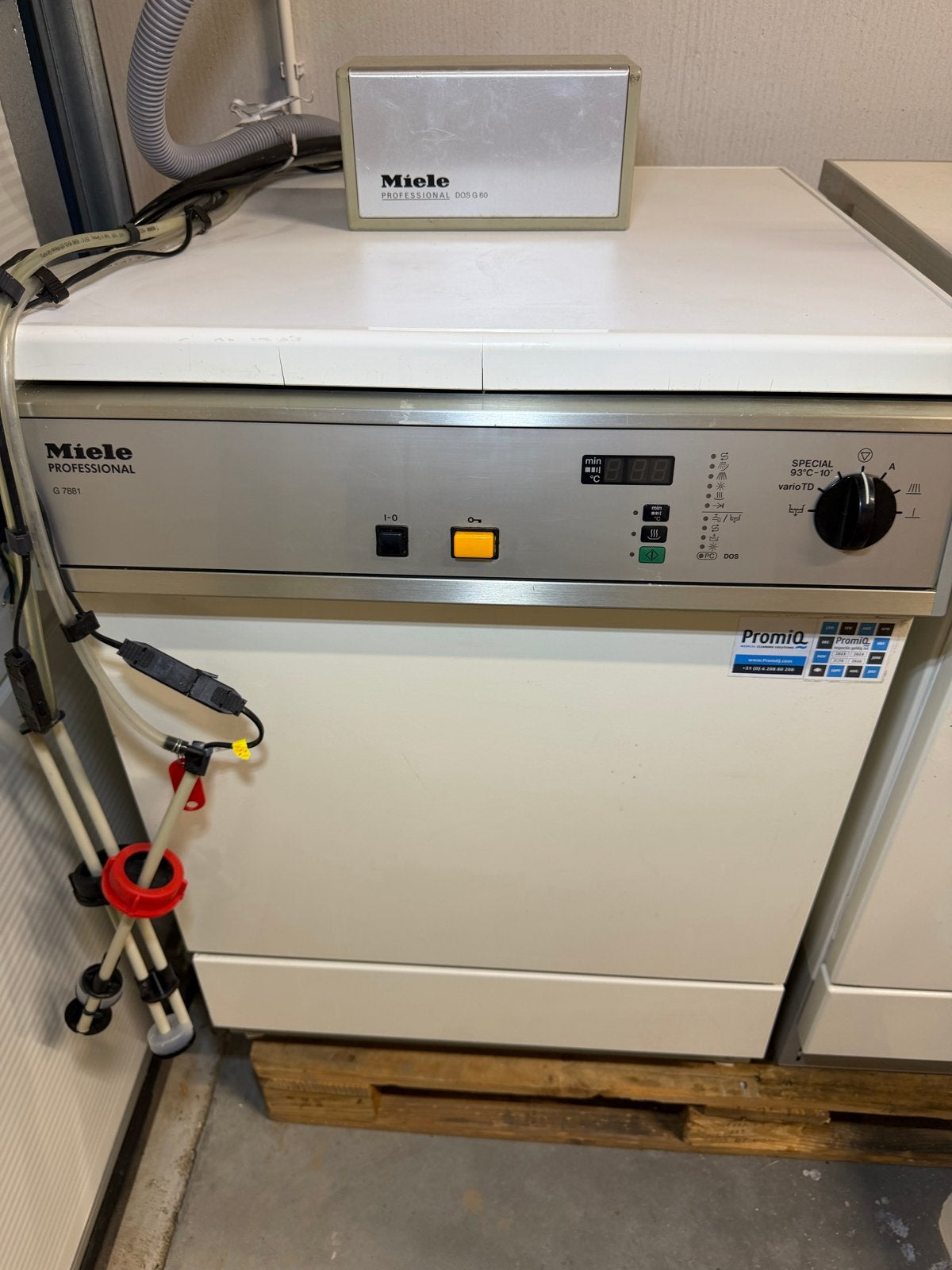 Miele Professional G 7881 + DOS G 60 – Nagekeken & Getest, Ophalen of Verzenden, Miele, Info@miele.de, Carl-Miele-Straße 29, 33332 Gütersloh, Duitsland