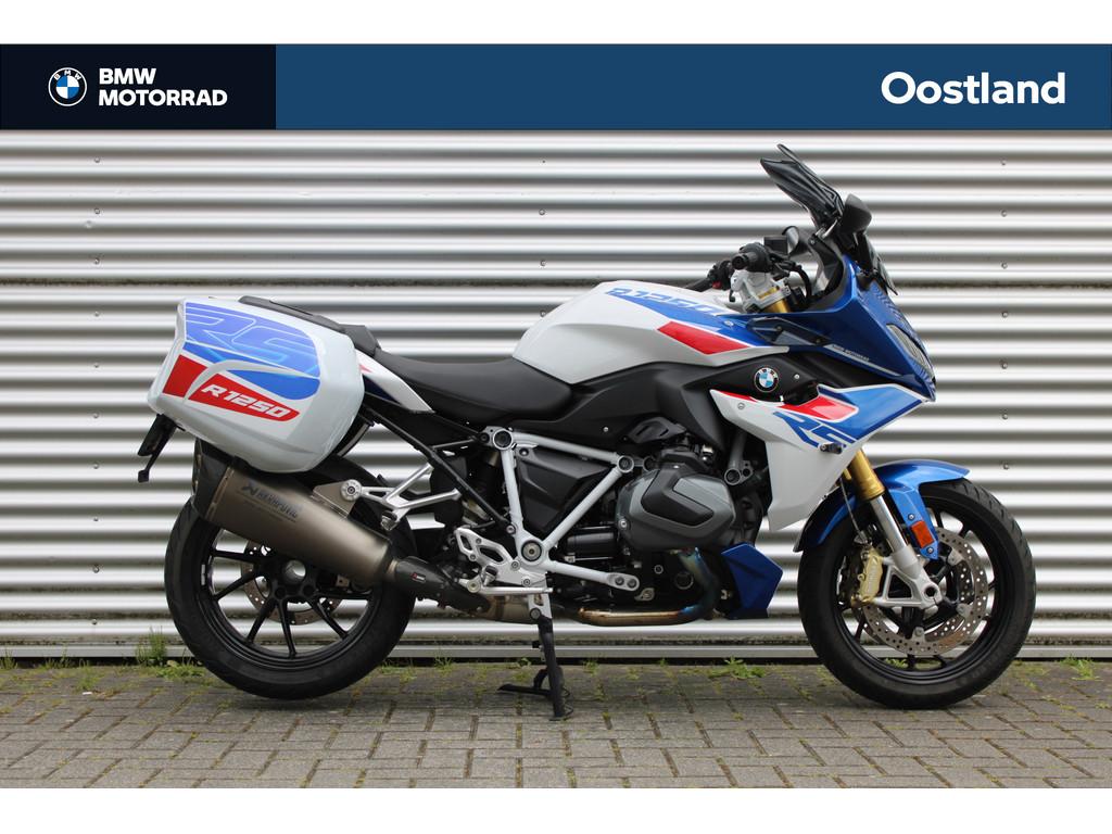 BMW R 1250 RS |Akrapovic |Zijkoffers (bj 2024), Verkoop.motorrad@oostland-enschede.nl, 1254 cc, Handvatverwarming, Spaansland 10
7543BG  ENSCHEDE, NL