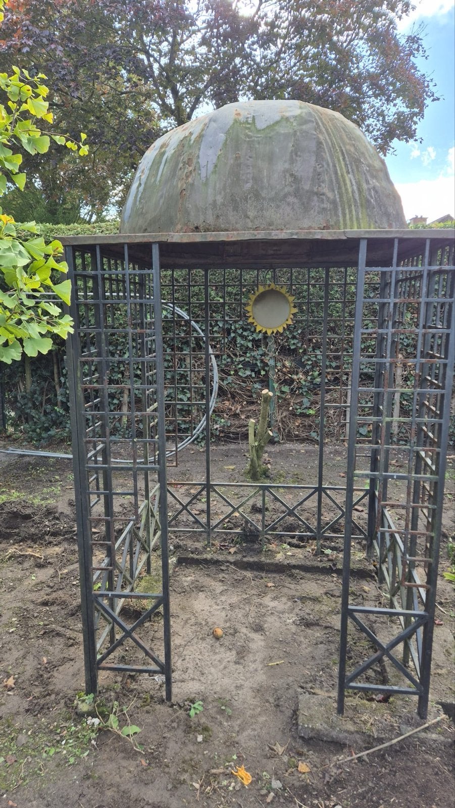 Prieel met decoratieve koepel - t.e.a.b., Ophalen, Gebruikt