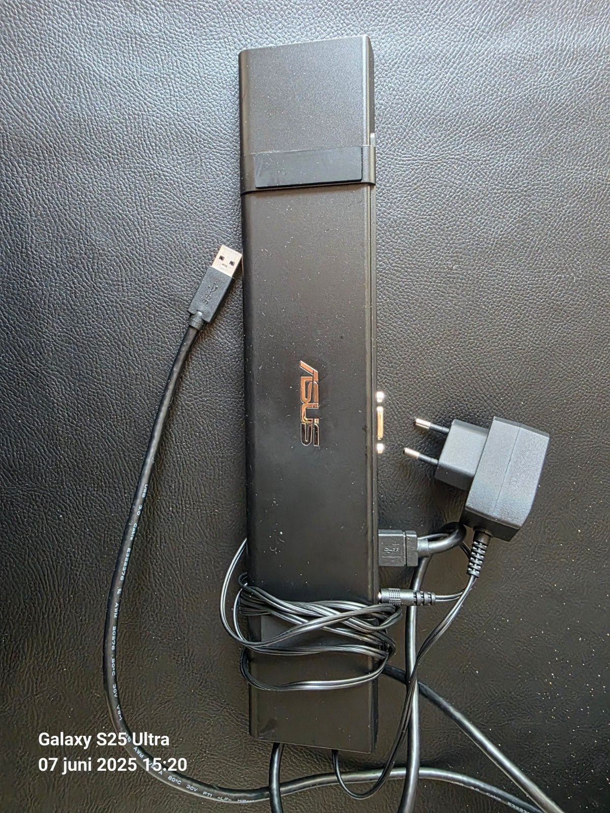 Eminent/Asus Docking Station/USB-hub met adapter, Computers en Software, Dockingstations, Gebruikt, Docking station, Laptop, Tablet