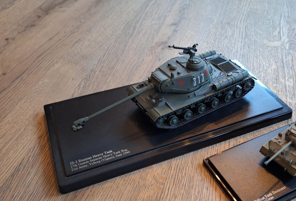 Schaalmodel 1:48 Tank Russische JS-2 te koop!, Ophalen, Zo goed als nieuw, 1:32 tot 1:50