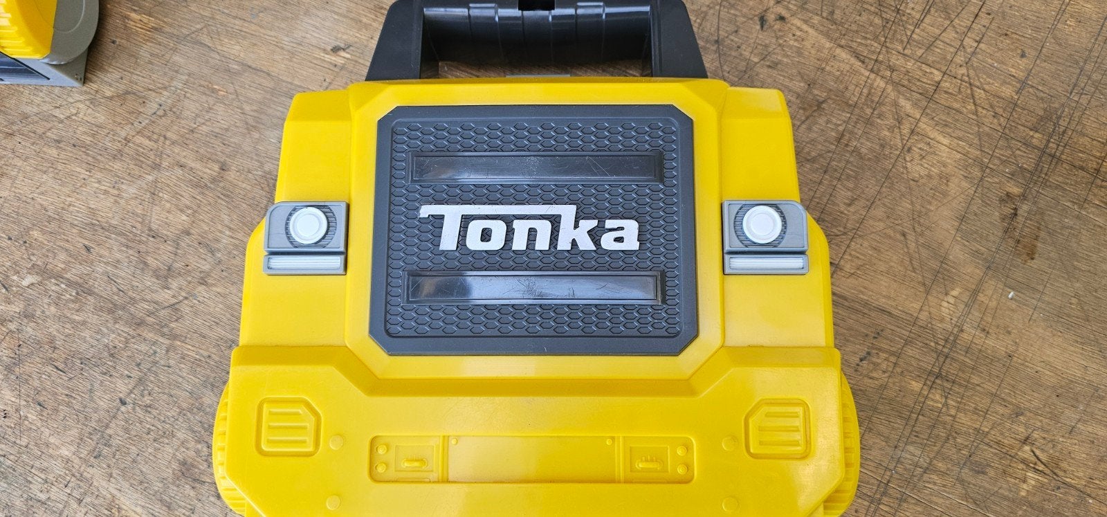Tonka inklapbaar koffer met auto, Ophalen, Zo goed als nieuw